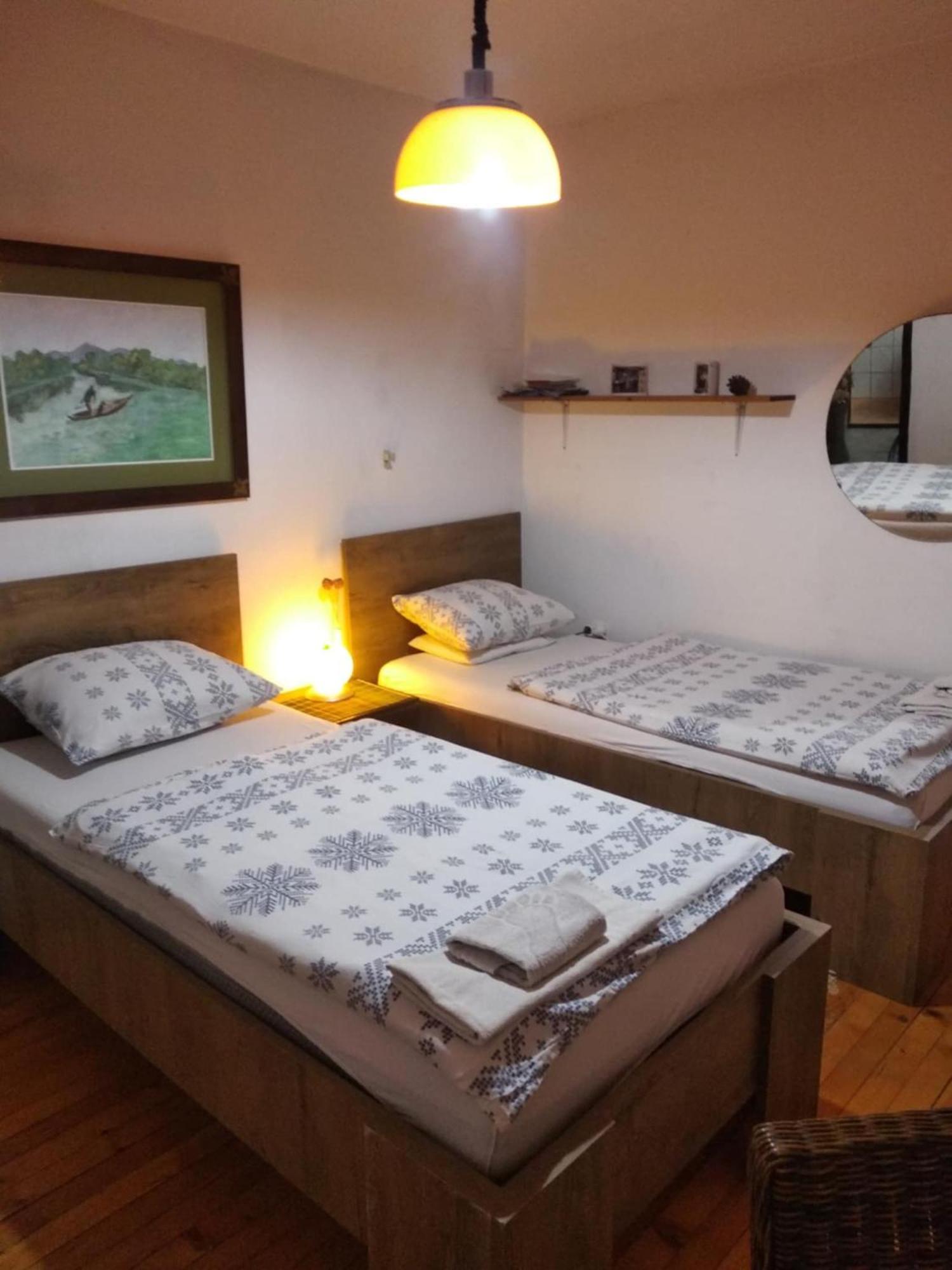 Two Babies Hotel Мостар Екстериор снимка